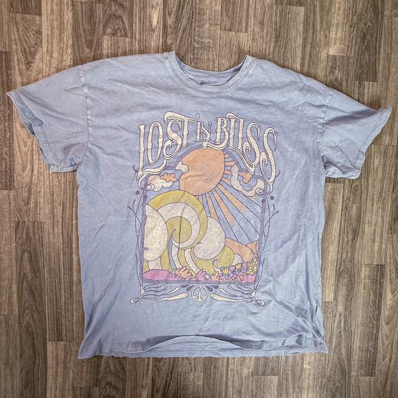Lost In Bliss Hollister Graphic Tee Light Wash Oversized 100% Cotton XL - Picture 1 of 5